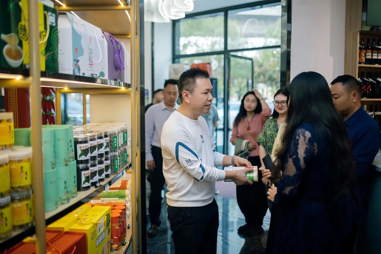 e6c98532-558d-40ad-b617-58c892ead833